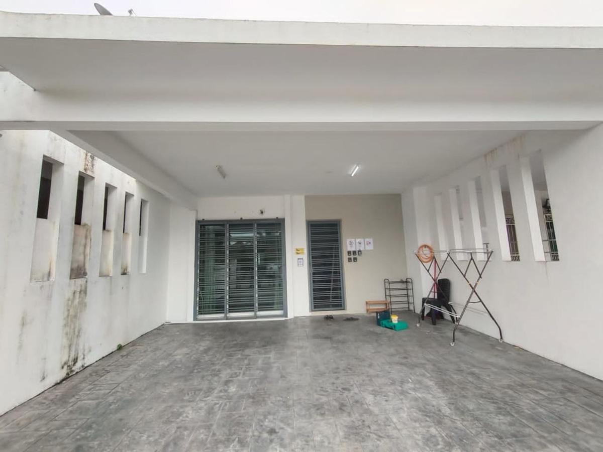 Karak Indah Homestay Exterior photo